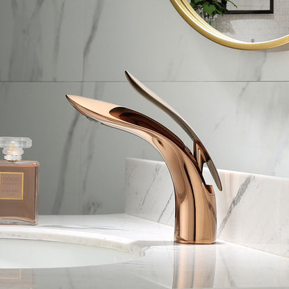 Skanto | Luxurious Modern Bathroom Faucet