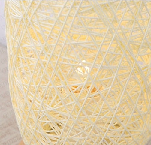 Skanto | Rattan Table Lamp