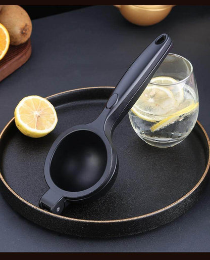 BowLift | Minimalist Lemon Squeezer