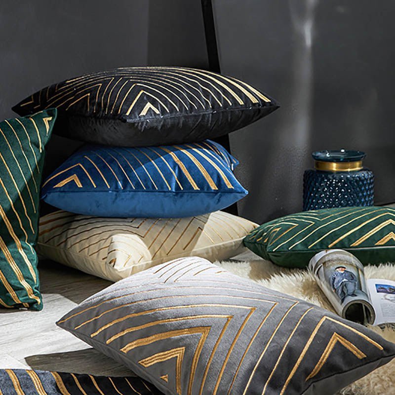 Skanto | Luxurious Geometric Pillow Covers - Elegance for Living Room and Bedroom
