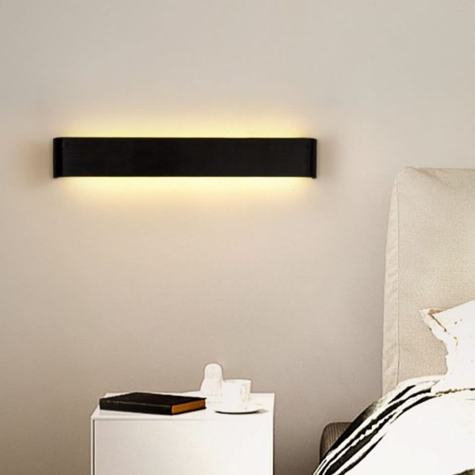 Skanto | Modern LED Wall Lamp – Sleek Black Aluminum Light
