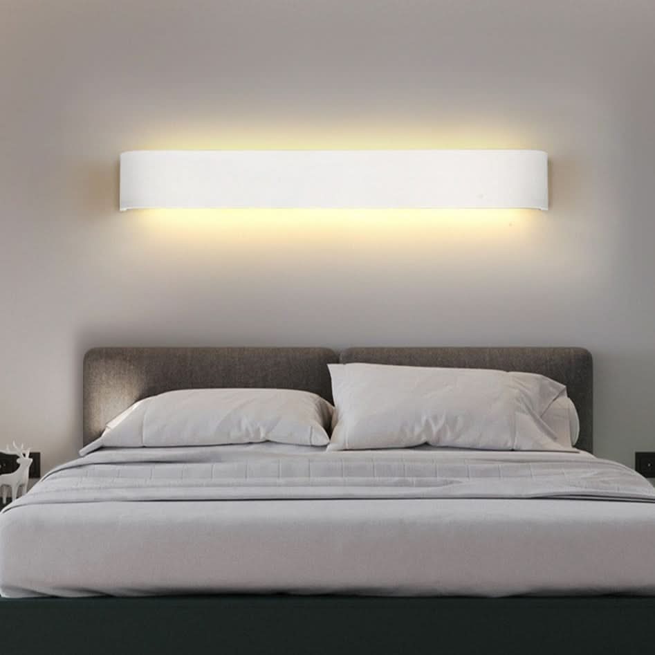 Skanto | Modern LED Wall Lamp – Sleek Black Aluminum Light
