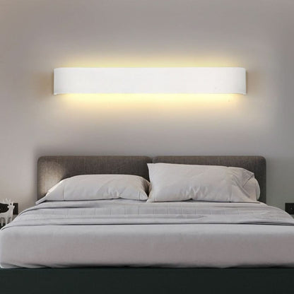 Skanto | Modern LED Wall Lamp – Sleek Black Aluminum Light