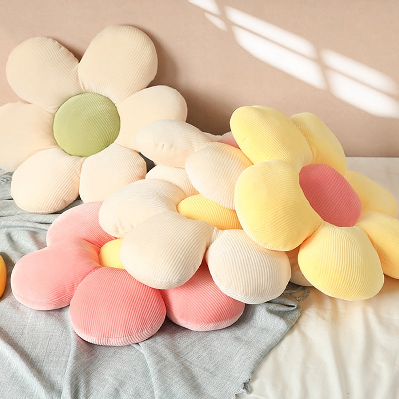 Skanto | Daisy Cushion
