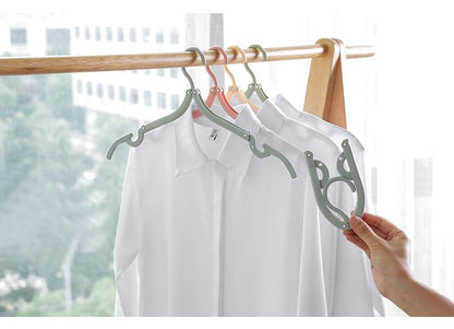 Foldable Clothes Hanger (4 Pieces) | Karnz