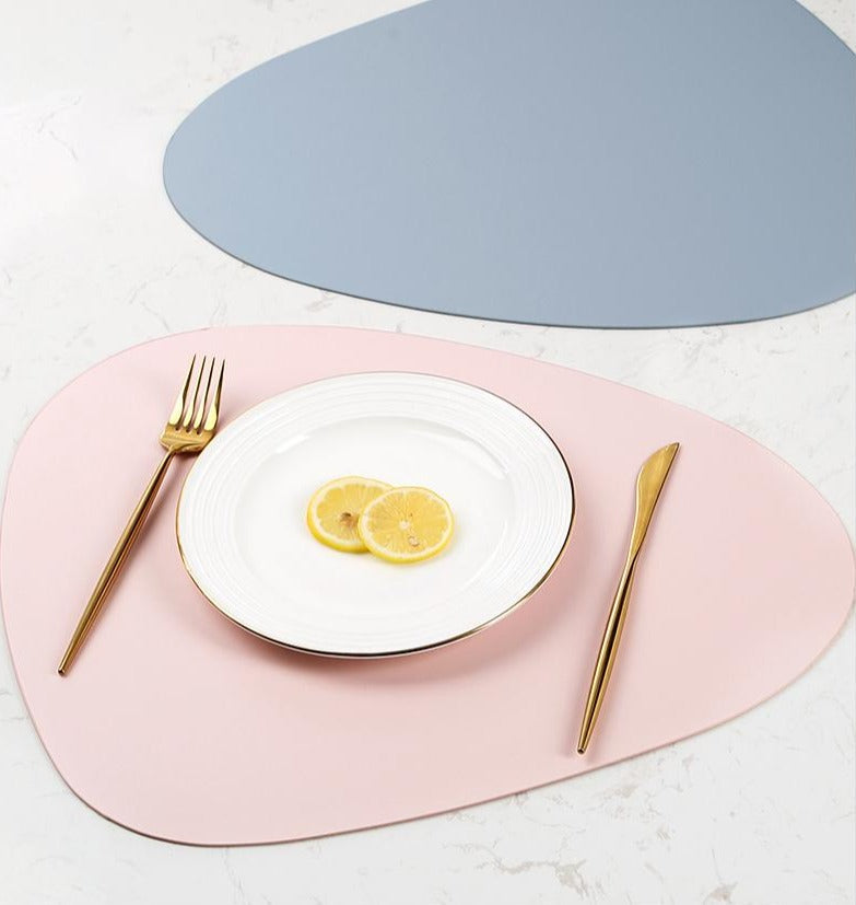 10 Colours Triangle Placemat | Bowlift
