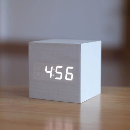 Weiß-Weiß Cube Digital Tischuhr