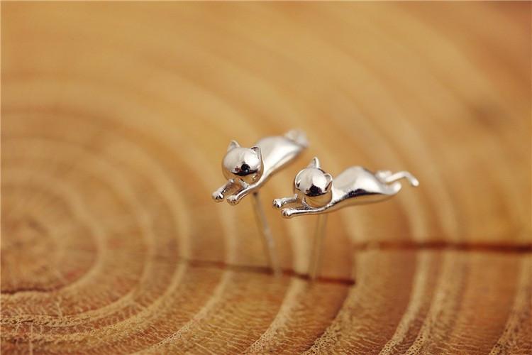 Sterling Silver Cat Earrings - Stud | Bowlift