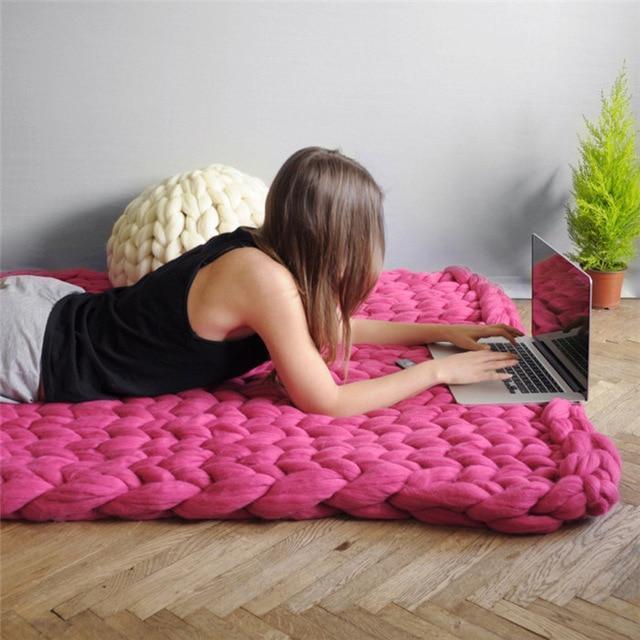 Skanto | Handmade Chunky Knit Blanket Comfortable & Warm - 80 x100 cm
