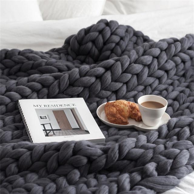 Skanto | Handmade Chunky Knit Blanket Comfortable & Warm - 80 x100 cm