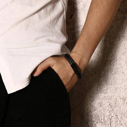 Brehn | Men's Diabetes Medical Alert ID Bracelet - Quilted Black Leather - For Type 1 and Type 2 Diabetes