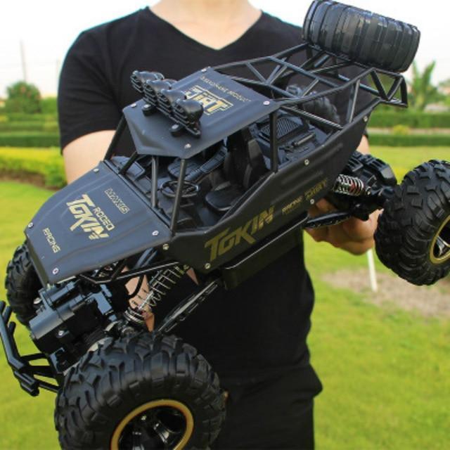 Skanto | 4x4 Rock Crawler Monster Truck