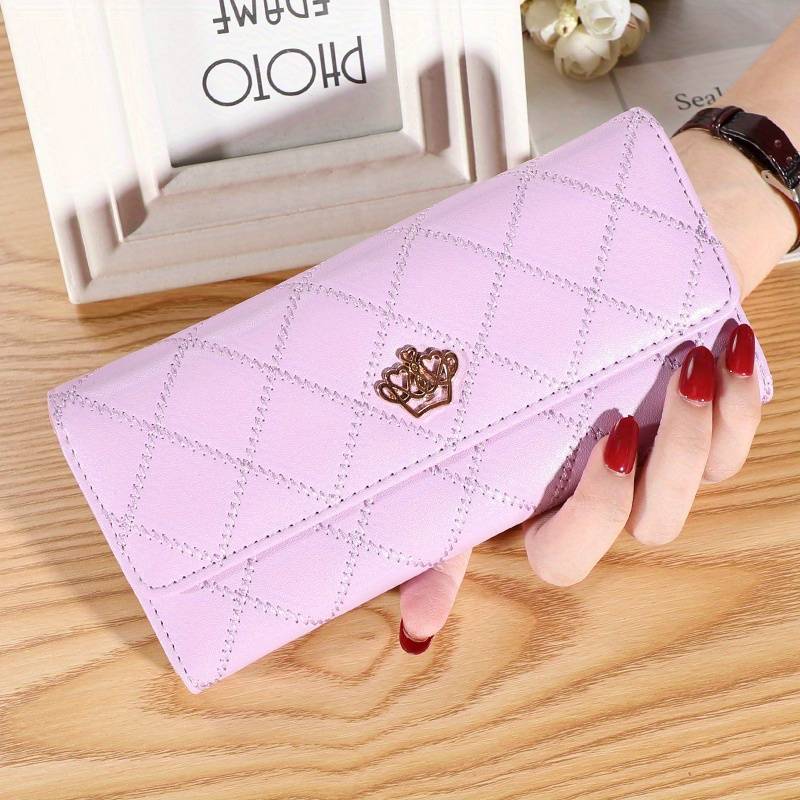 Triangular Wallet with Style Bowlift