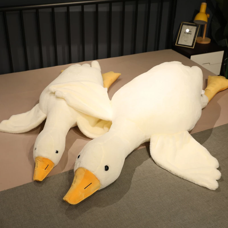 Giant flying duck plush toy | Brehn