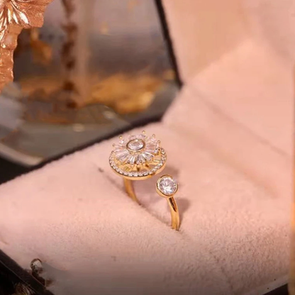 Skanto | Blooming Flower Spinning Ring