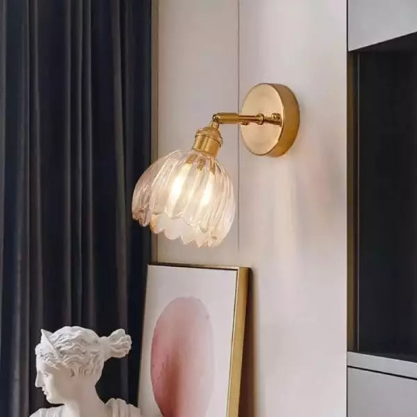 Skanto | Subtle lighting in retro style
