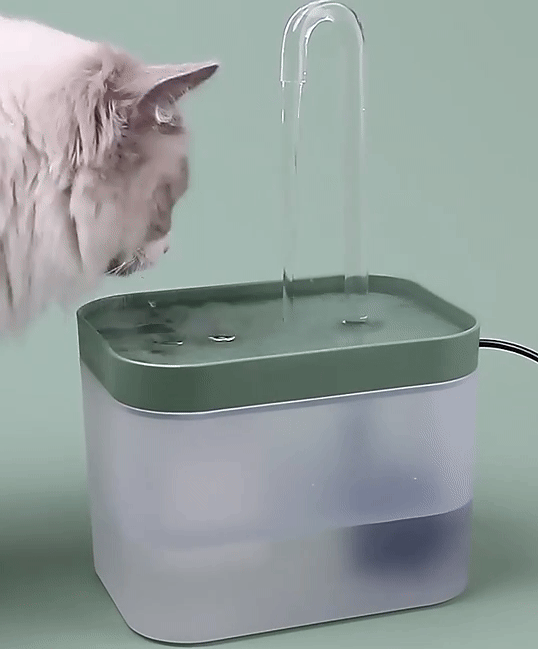 Brehn | Ultra-quiet Pet Water Fountain with Smart Filtration - 1.5 L Stainless Steel