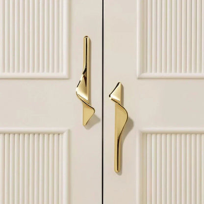 S-Shaped Luxury Cabinet Handles Modern Artistic Door and Drawer Pulls | Bowlift