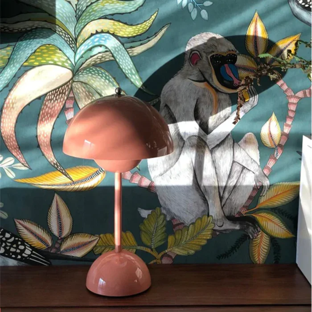 Skanto | Scandinavian Table Lamp with Luminous Flair - NordicBeam