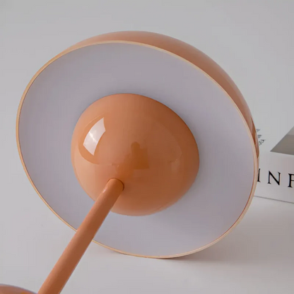 Skanto | Scandinavian Table Lamp with Luminous Flair - NordicBeam