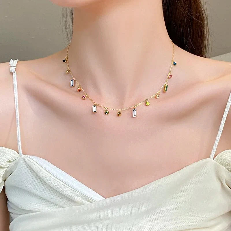 BowLift | Scattered Dainty Crystals Choker Necklace