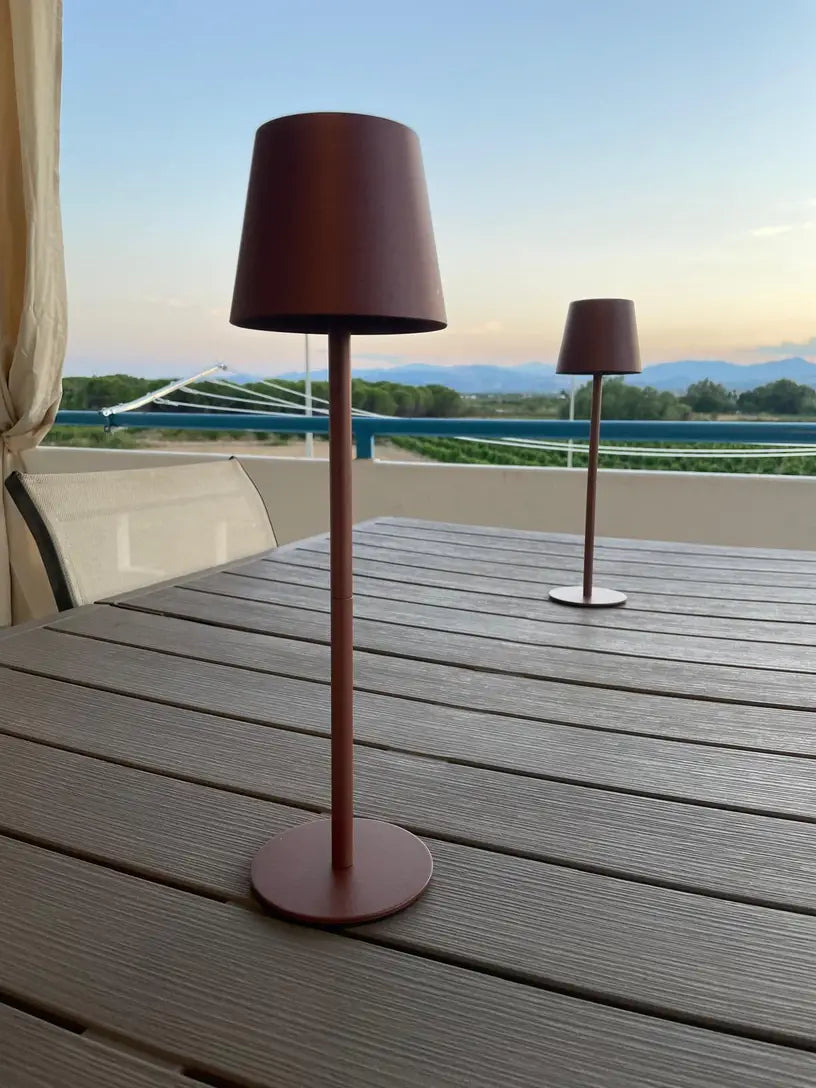 Skanto | LED Table Lamp – Wireless, Touch Control & Dimmable Light