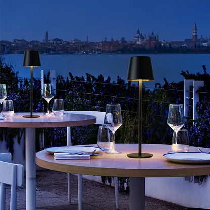 Skanto | LED Table Lamp – Wireless, Touch Control & Dimmable Light