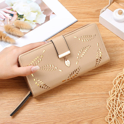 Long wallet for women with leaf pattern