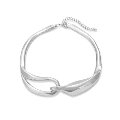 Skanto | Fluid Charm Necklace