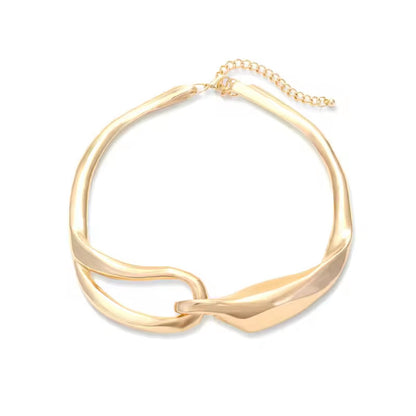 Skanto | Fluid Charm Necklace