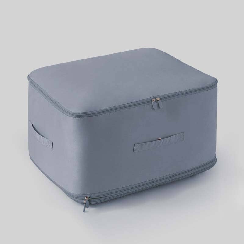 Extremely space-saving, self-compressing organizer