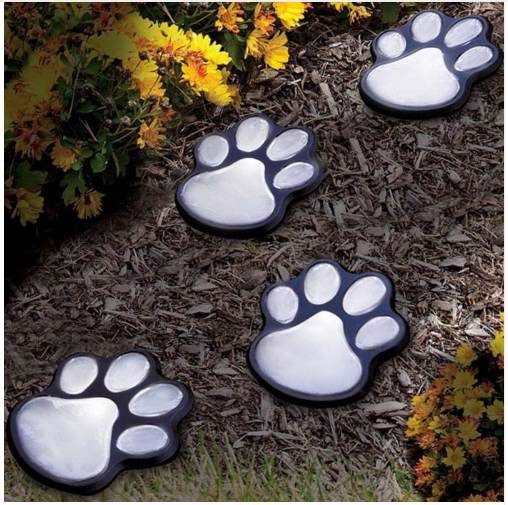 BowLift | Paw Print Garden Lights