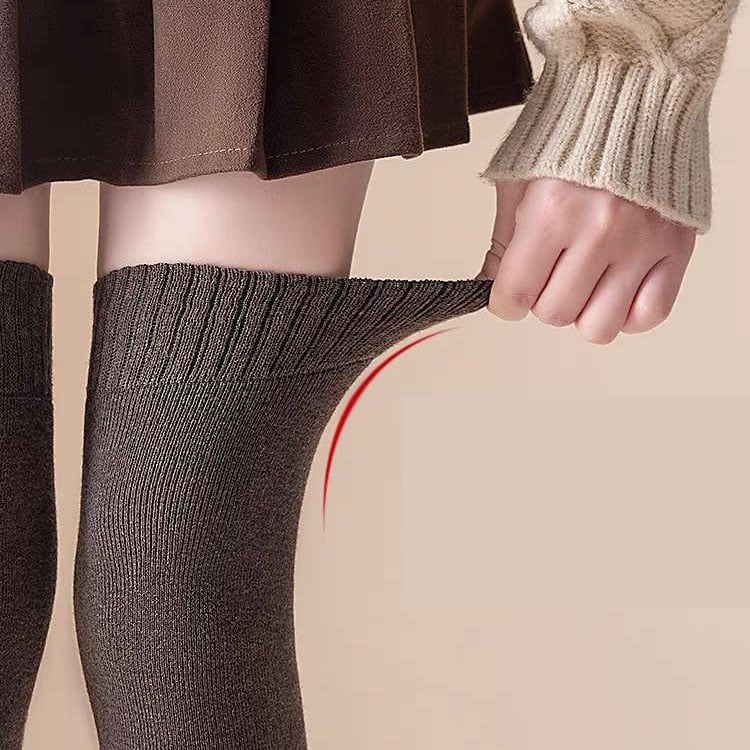 BowLift | Non-slip Over-the-knee stockings made of cotton with silicone