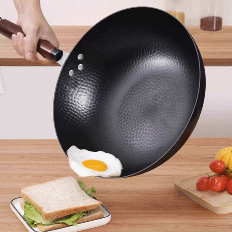 Skanto | Non-Stick Cast Iron Skillet