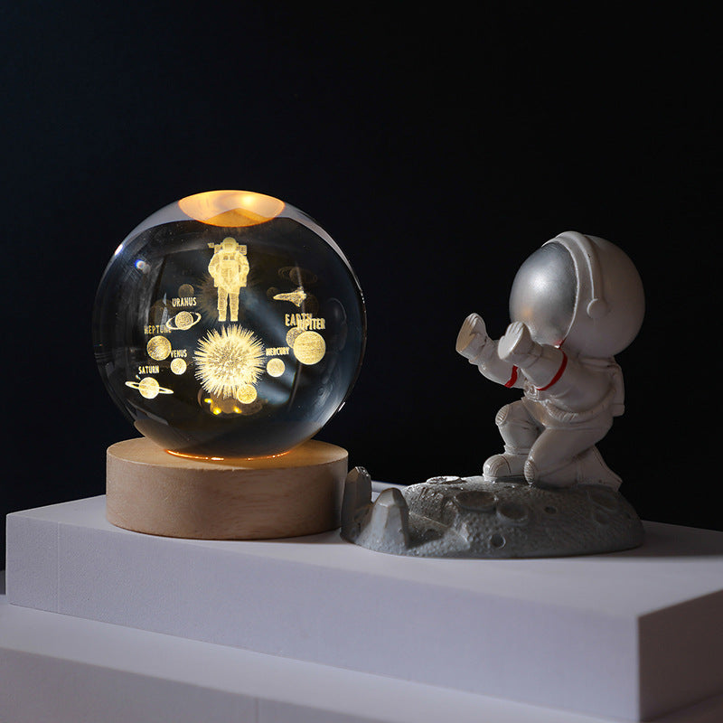 Skanto | 3D Planet Crystal Ball