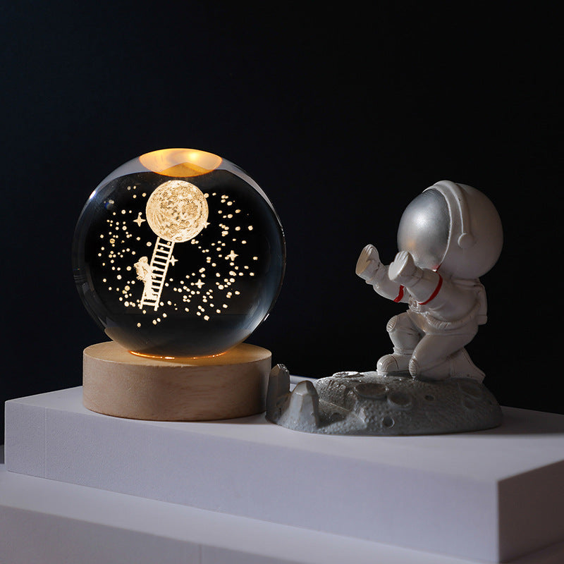 Skanto | 3D Planet Crystal Ball