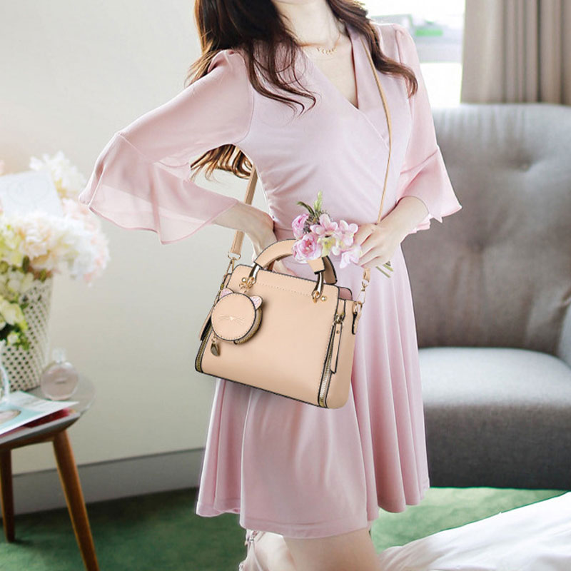 Skanto Skanto | Versatile Women's Bag with Cute Kitten Organizer