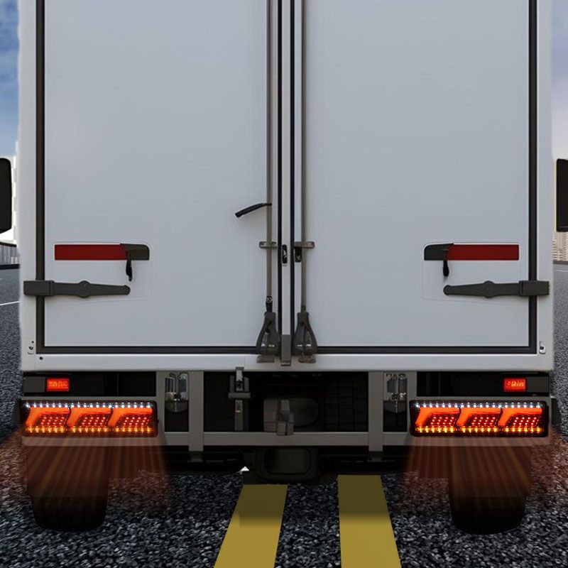 Skanto | 2 Powerful LED Trailer Tail Lights