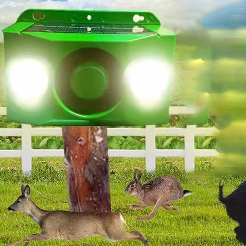 Solar-powered animal repellent device | Flashing LED & acoustic alarm | Weatherproof for outdoor use