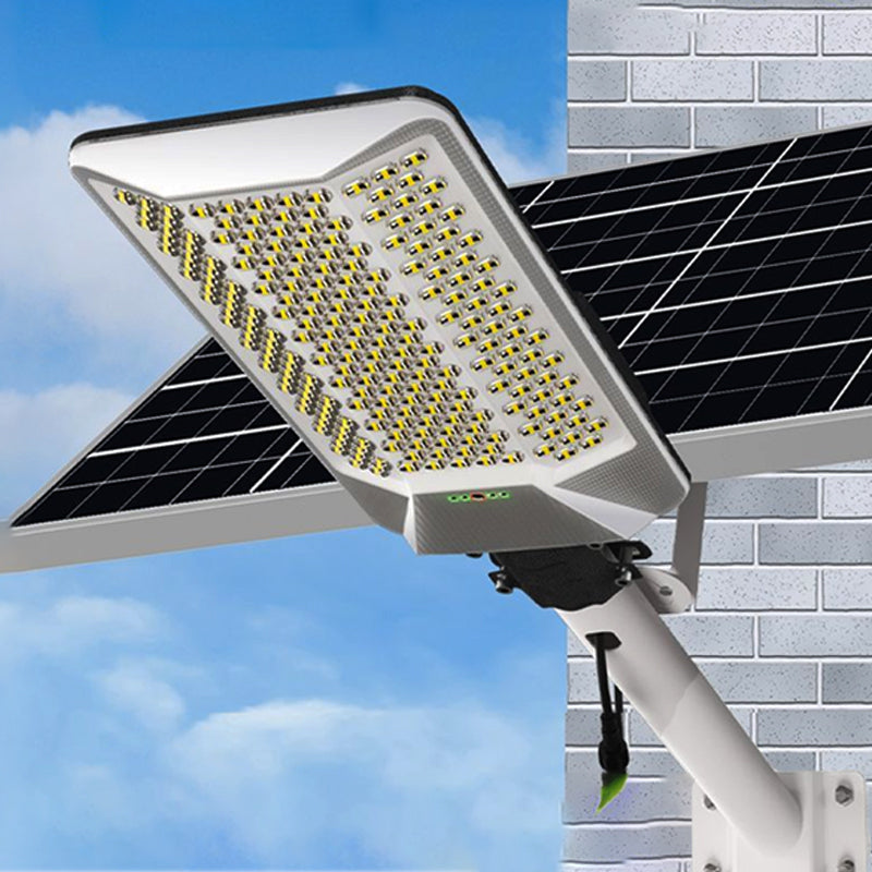 Skanto | Extra Bright Waterproof Solar Light for Outdoor Use💡