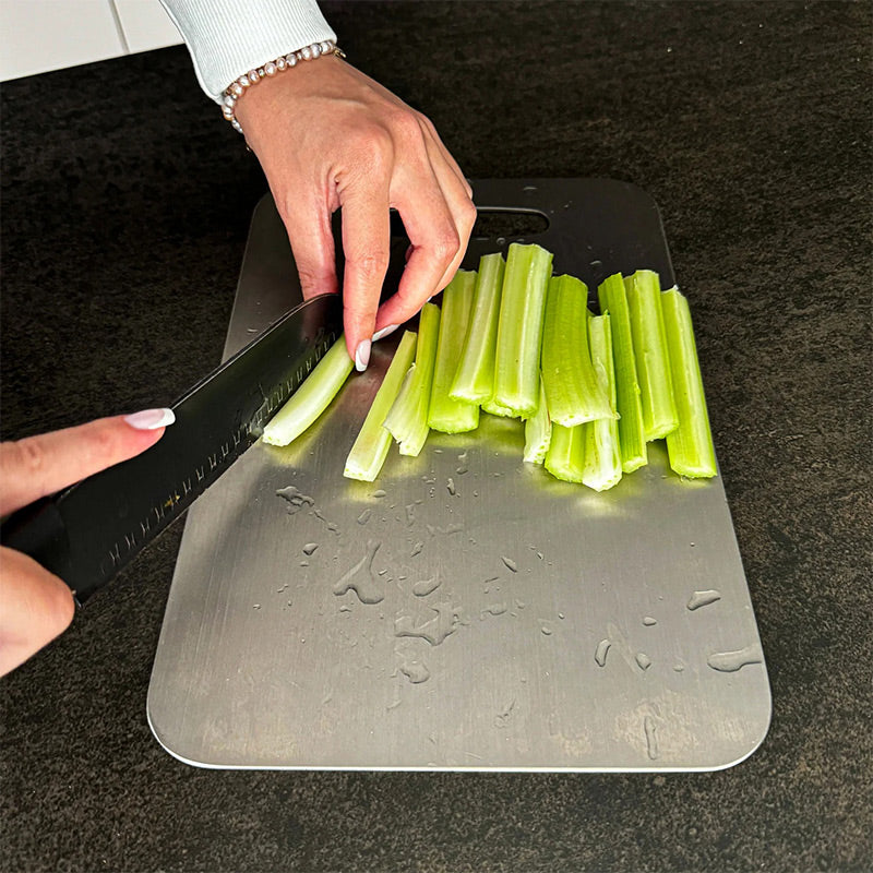 Skanto | Antibacterial Stainless Steel Cutting Board
