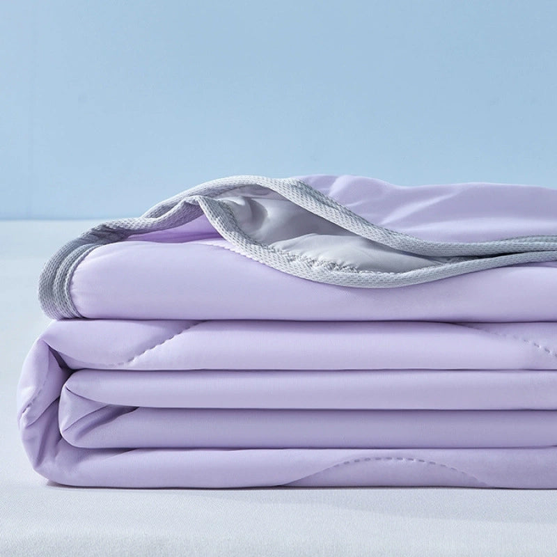 Comfortable Cooling Blanket | Brehn