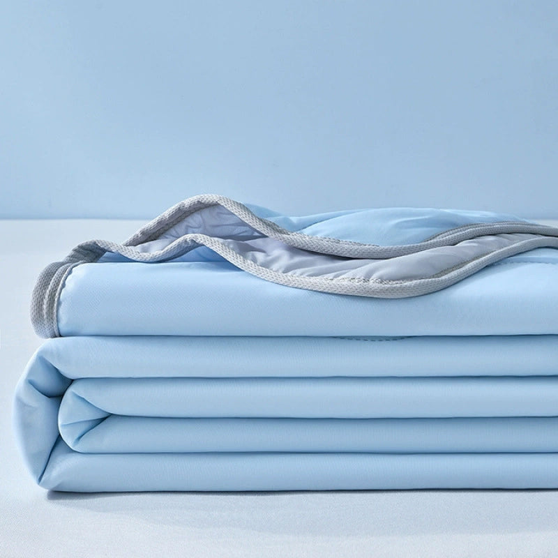 Comfortable Cooling Blanket | Brehn