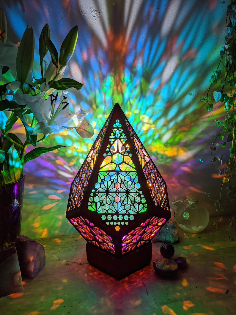 Brehn | Stained Glass Style LED Table Lamp - LumiAura