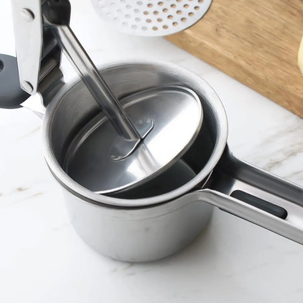 Stainless steel potato ricer with 3 interchangeable fineness discs | Karnz