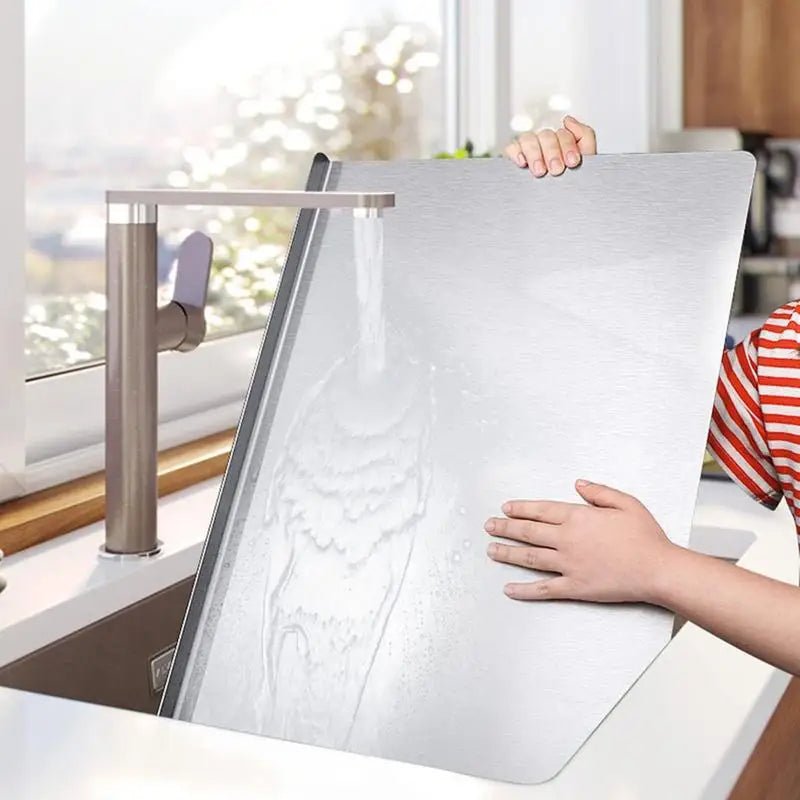 BowLift | STEELCUT PRO – Stainless Steel Cutting Board with Anti-Slip Base & Integrated Lip