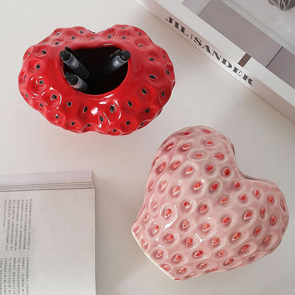Skanto | Strawberry Textured Ceramic Vase