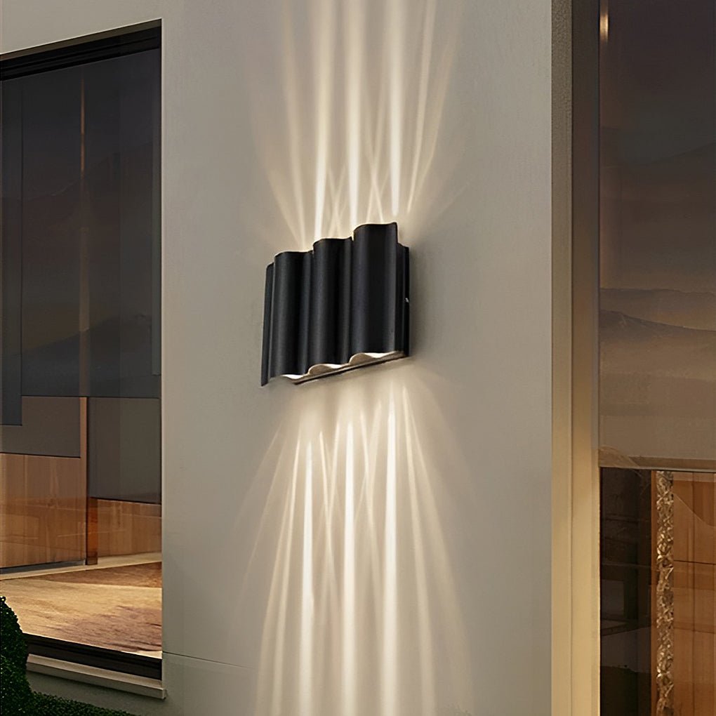 BowLift | Outdoor Black LED Wall Light Fixture