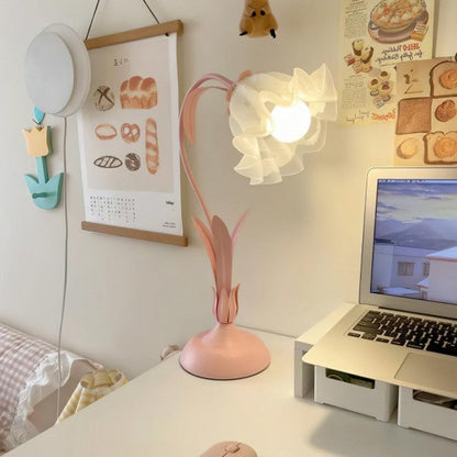 Skanto | BloomBeam - Adjustable Retro Table Lamp