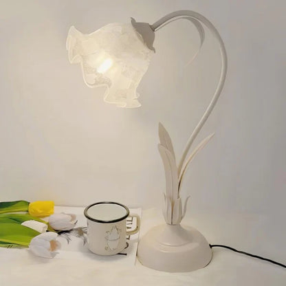 Skanto | BloomBeam - Adjustable Retro Table Lamp